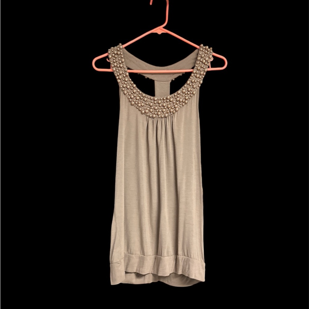 Forever 21 sleeveless knit top Taupe color size Large.